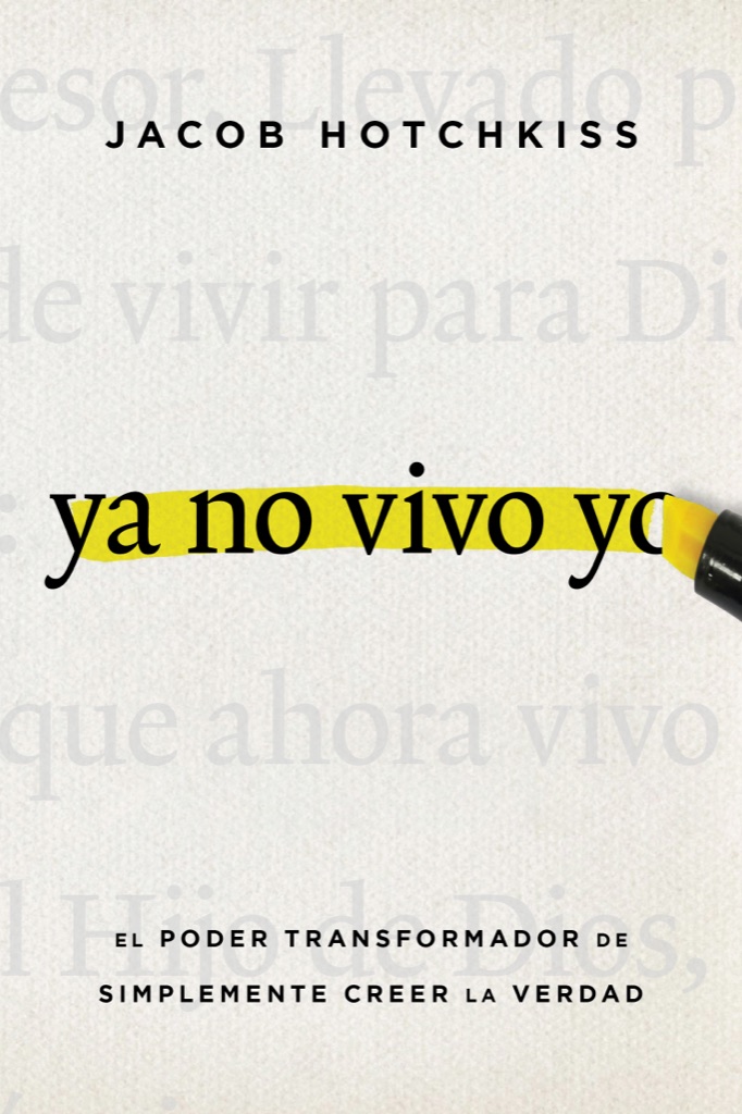 Portada de Ya no vivo yo: el título resaltado en marcador amarillo